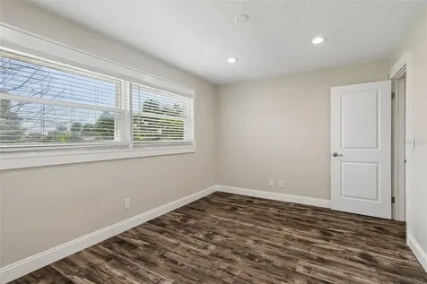 13548 Bellewood Avenue Seminole FL 33776