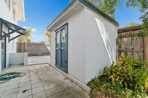 13548 Bellewood Avenue Seminole FL 33776