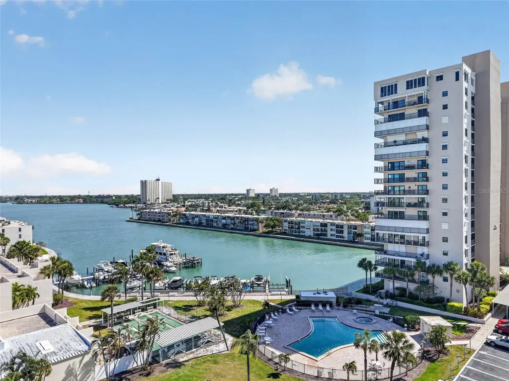 7465 Bay Island Drive S South Pasadena FL 33707