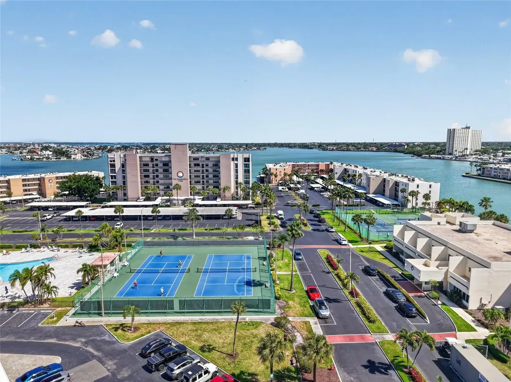 7465 Bay Island Drive S South Pasadena FL 33707