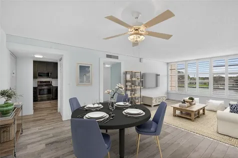 7465 Bay Island Drive S South Pasadena FL 33707