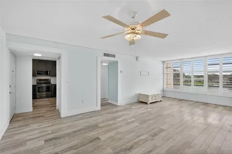 7465 Bay Island Drive S South Pasadena FL 33707