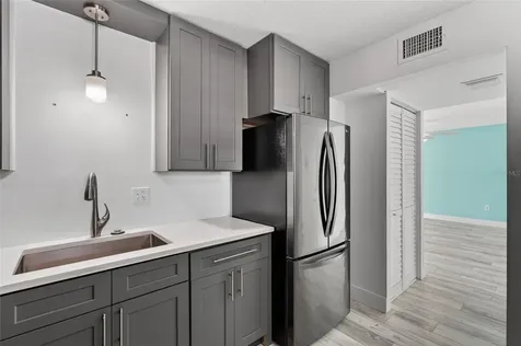 7465 Bay Island Drive S South Pasadena FL 33707