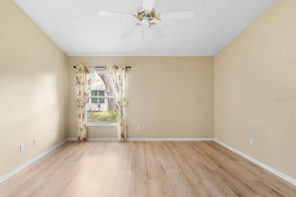 2445 New Haven Circle Sun City Center FL 33573