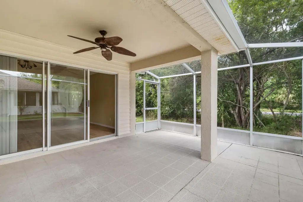 2445 New Haven Circle Sun City Center FL 33573