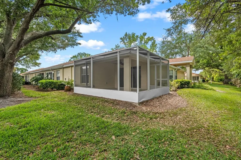 2445 New Haven Circle Sun City Center FL 33573
