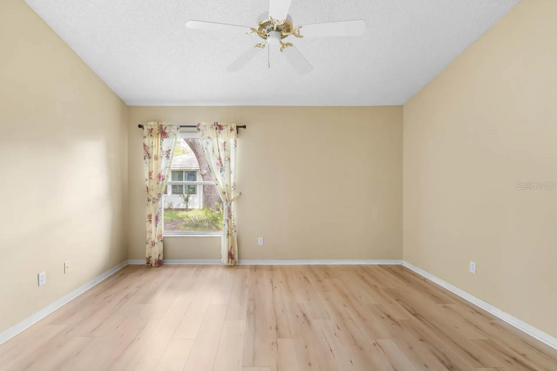 2445 New Haven Circle Sun City Center FL 33573