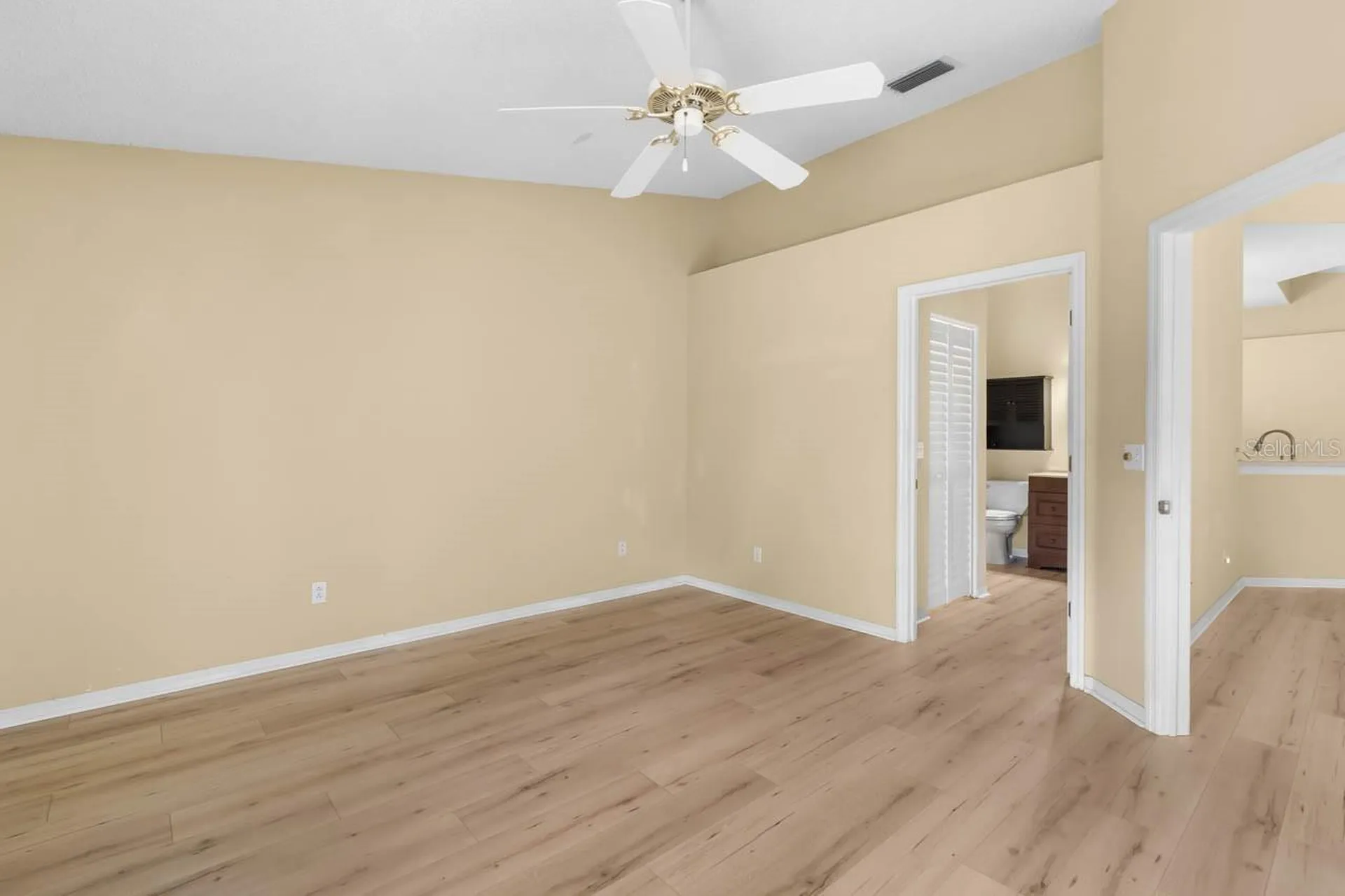 2445 New Haven Circle Sun City Center FL 33573