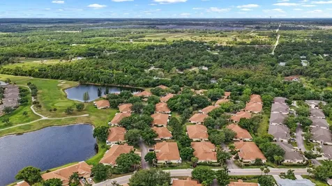 2445 New Haven Circle Sun City Center FL 33573
