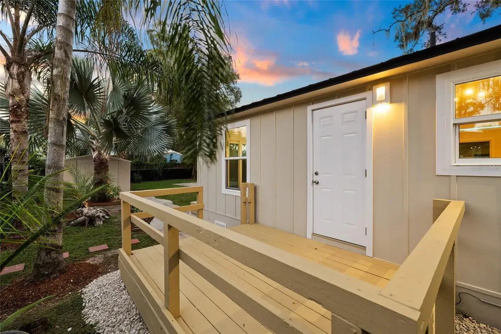 6907 20th Street Tampa FL 33610