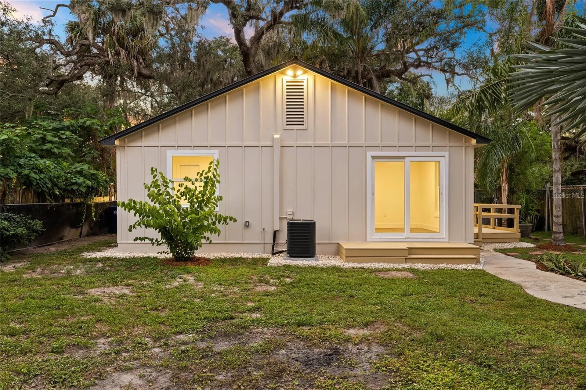 6907 20th Street Tampa FL 33610