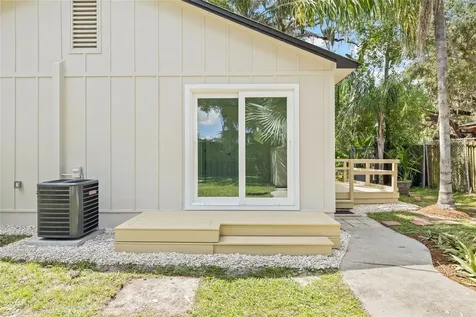 6907 20th Street Tampa FL 33610