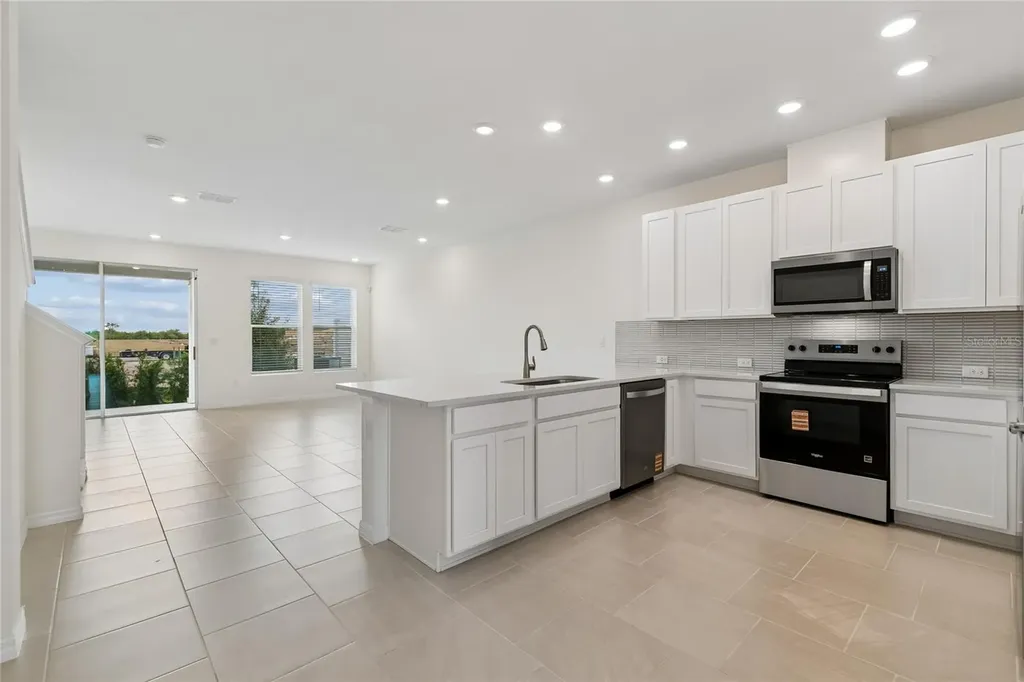 6333 Jensen View Avenue Apollo Beach FL 33572