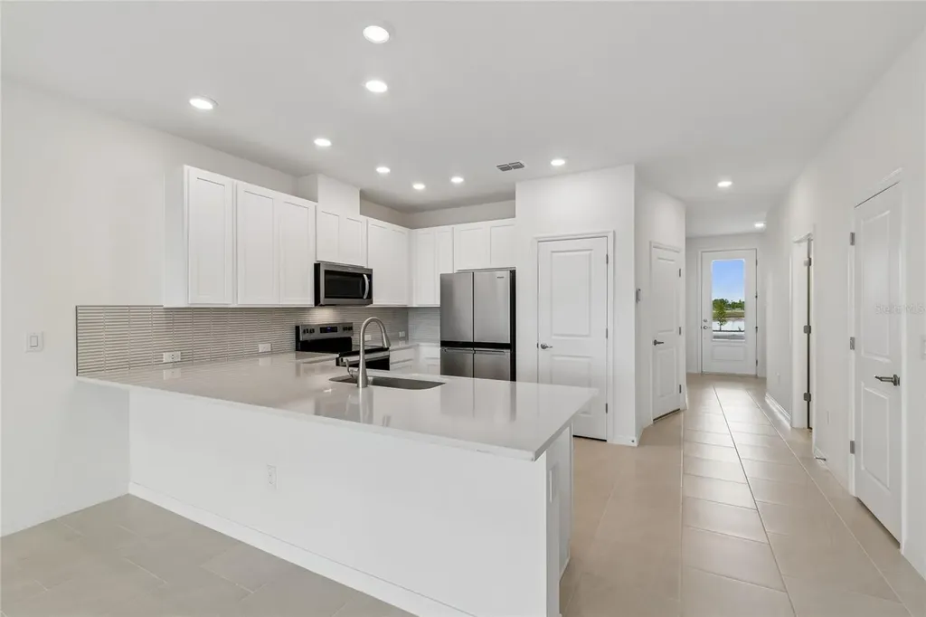 6333 Jensen View Avenue Apollo Beach FL 33572