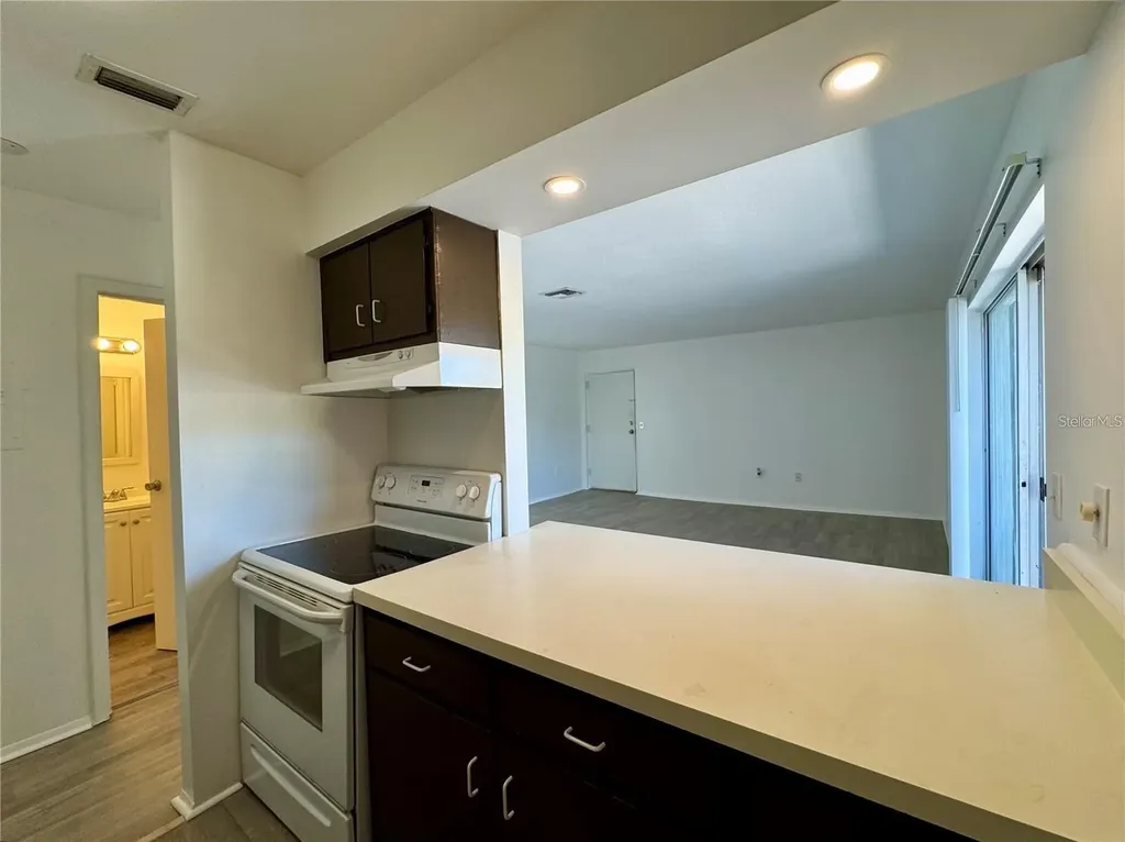2632 Hidden Lake Drive N Sarasota FL 34237