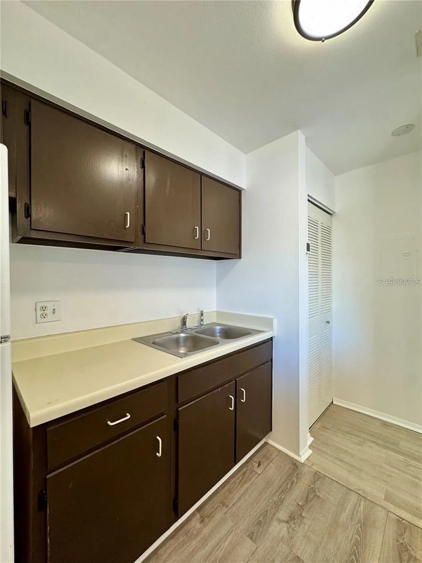 2632 Hidden Lake Drive N Sarasota FL 34237