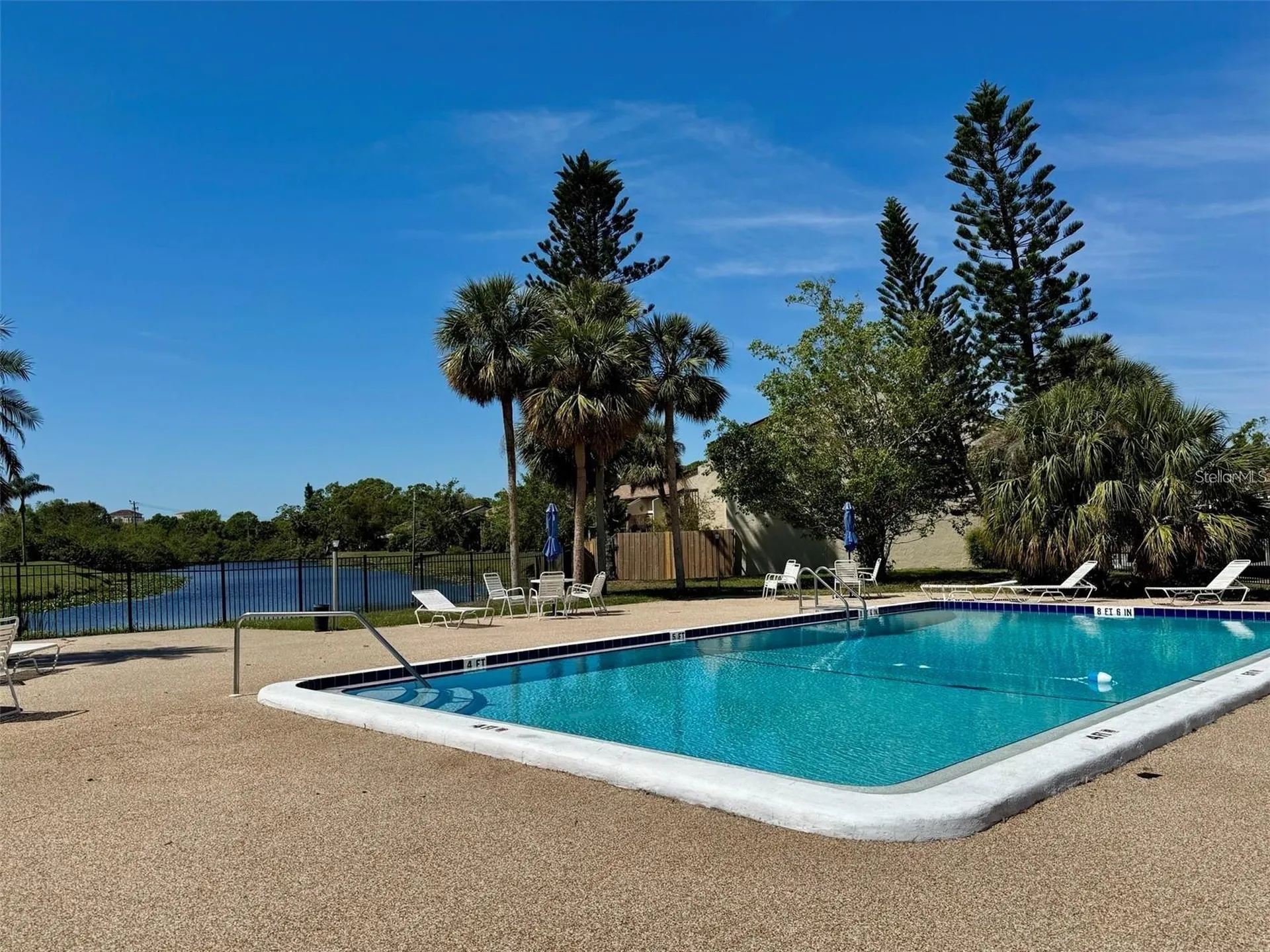 2632 Hidden Lake Drive N Sarasota FL 34237