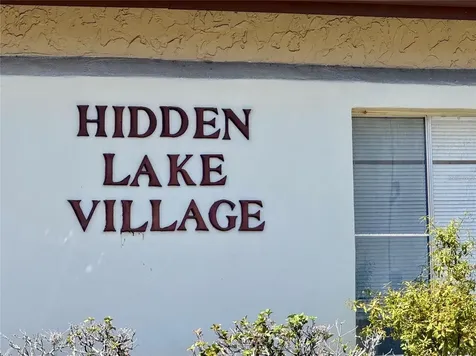 2632 Hidden Lake Drive N Sarasota FL 34237