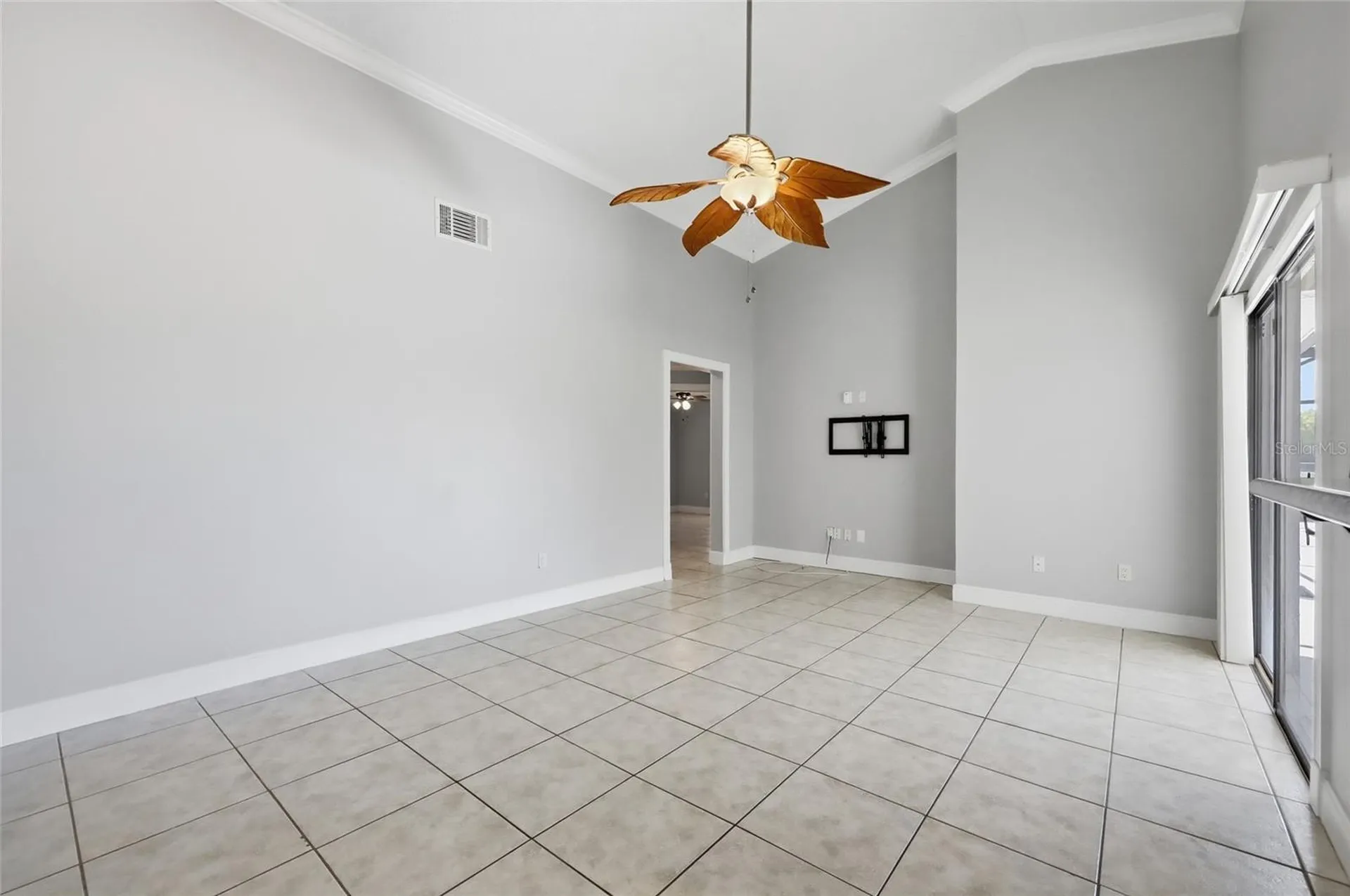 417 Rider Circle Kissimmee FL 34743