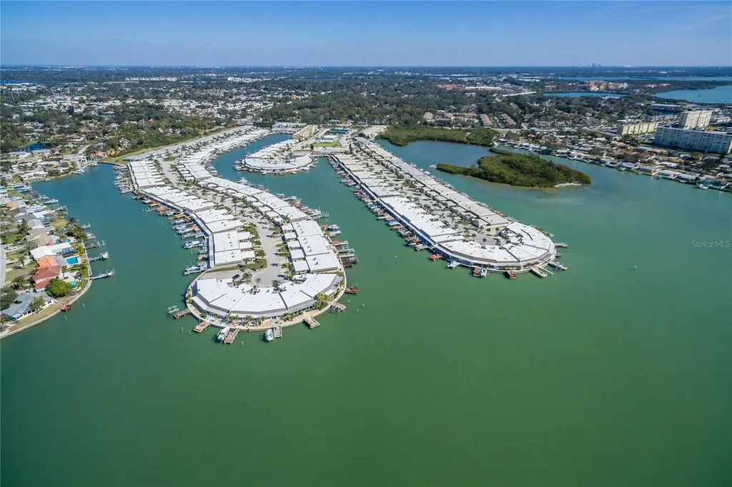 1 S Boca Ciega Point Boulevard St Petersburg FL 33708