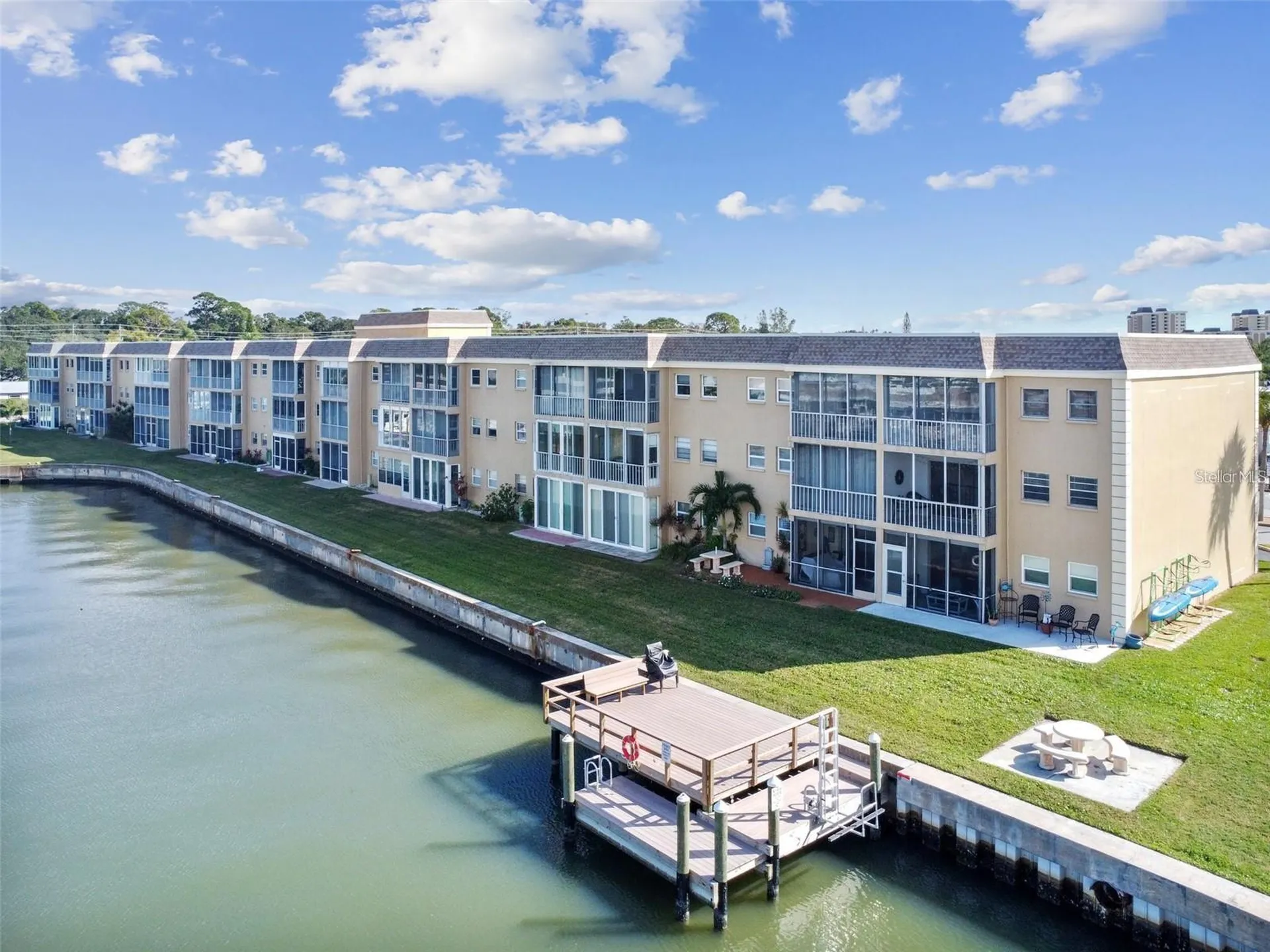 1 S Boca Ciega Point Boulevard St Petersburg FL 33708