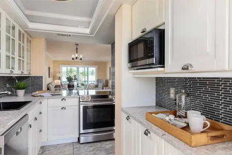 1 S Boca Ciega Point Boulevard St Petersburg FL 33708