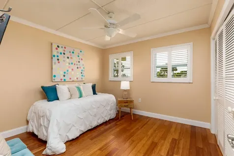 1 S Boca Ciega Point Boulevard St Petersburg FL 33708