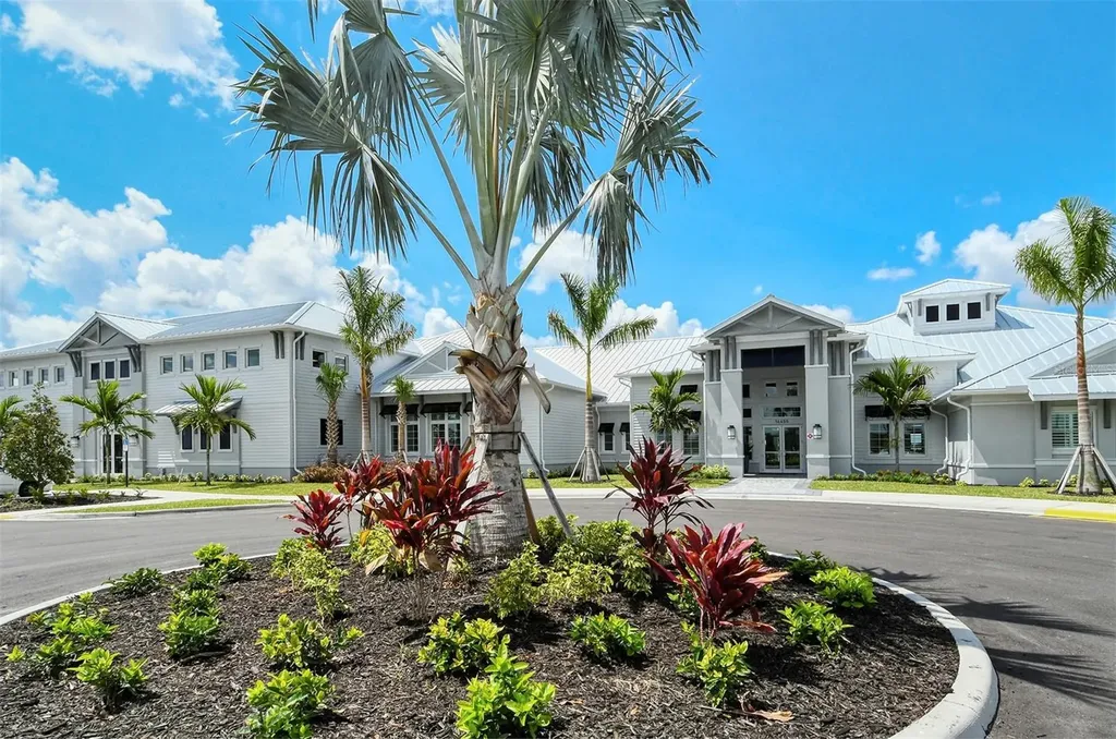15107 Sea Salt Way Bradenton FL 34211