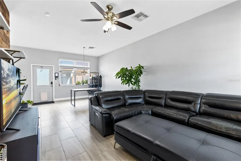 6187 Chapledale Drive Orlando FL 32829