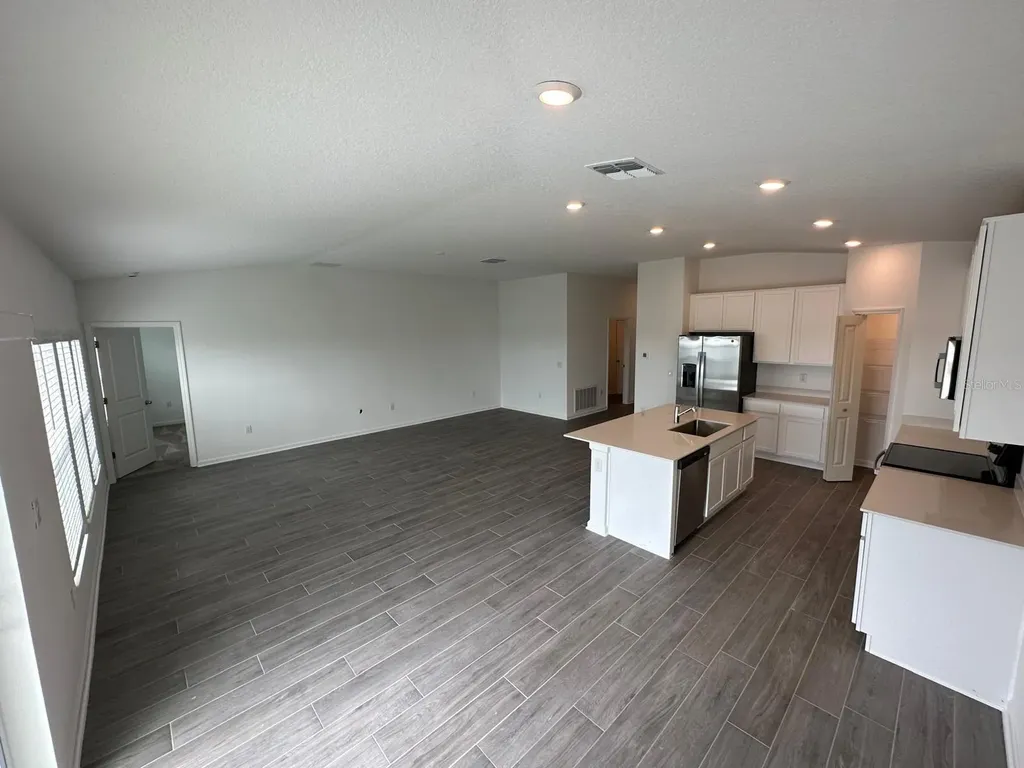 652 Trotters Drive Eagle Lake FL 33839