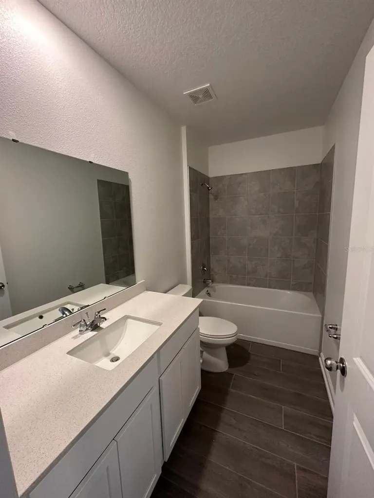 652 Trotters Drive Eagle Lake FL 33839