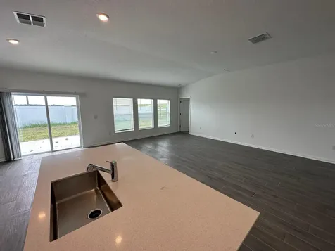 652 Trotters Drive Eagle Lake FL 33839