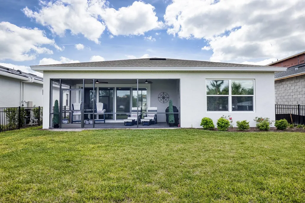 1241 Trident Loop Deland FL 32724