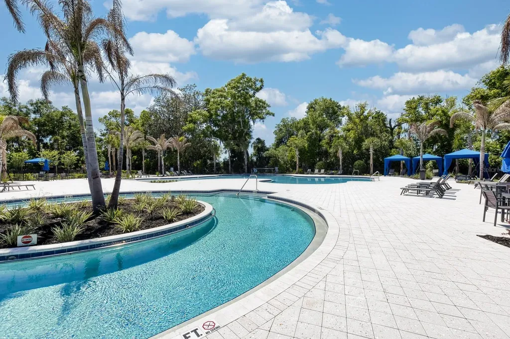 1241 Trident Loop Deland FL 32724