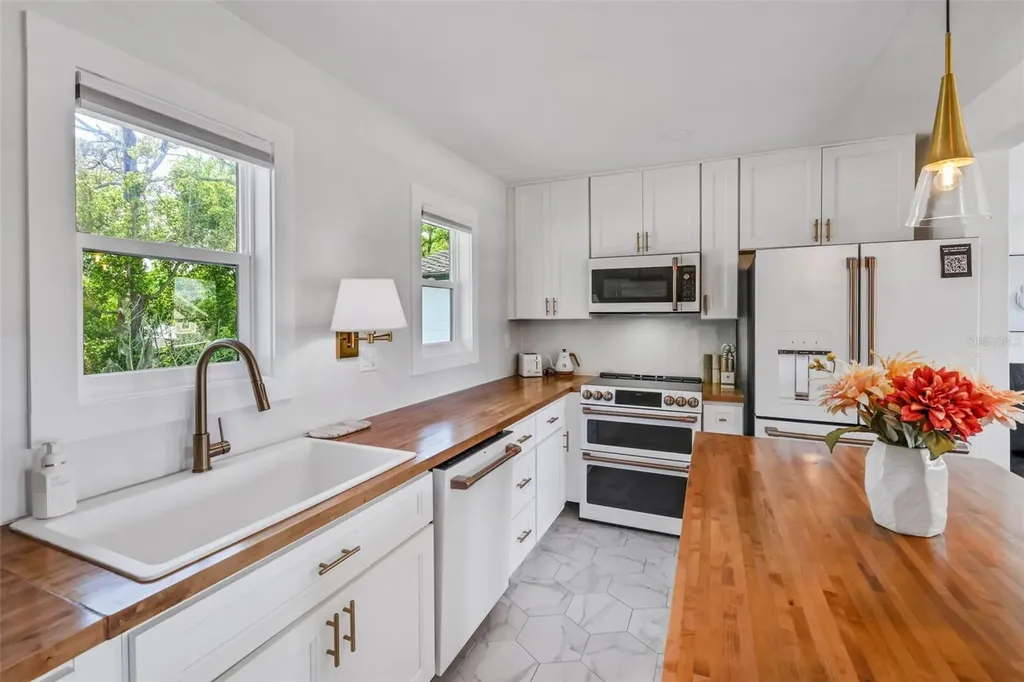 39 E Park Avenue St Augustine FL 32084