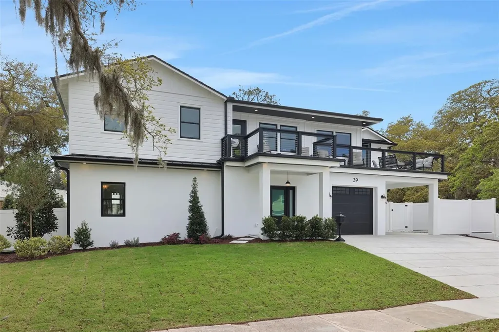 39 E Park Avenue St Augustine FL 32084