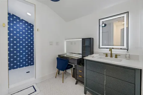 39 E Park Avenue St Augustine FL 32084