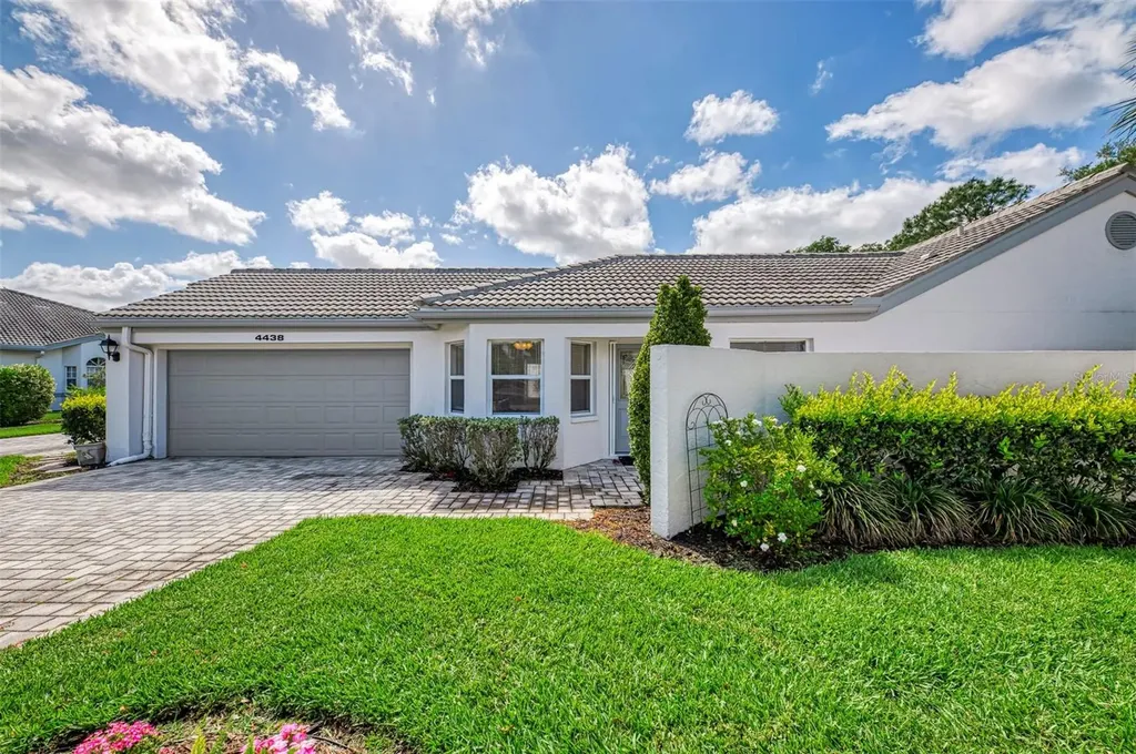 4438 Long Common Lane Sarasota FL 34235