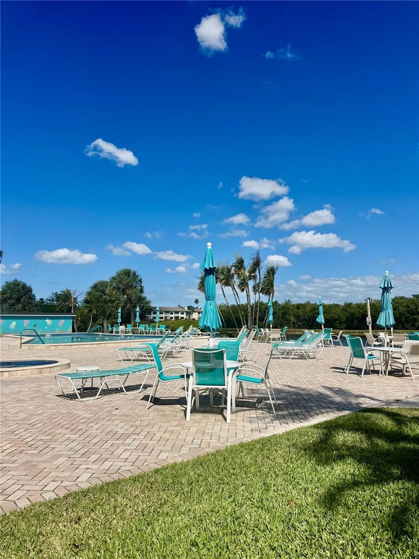 10036 63rd Avenue N St Petersburg FL 33708