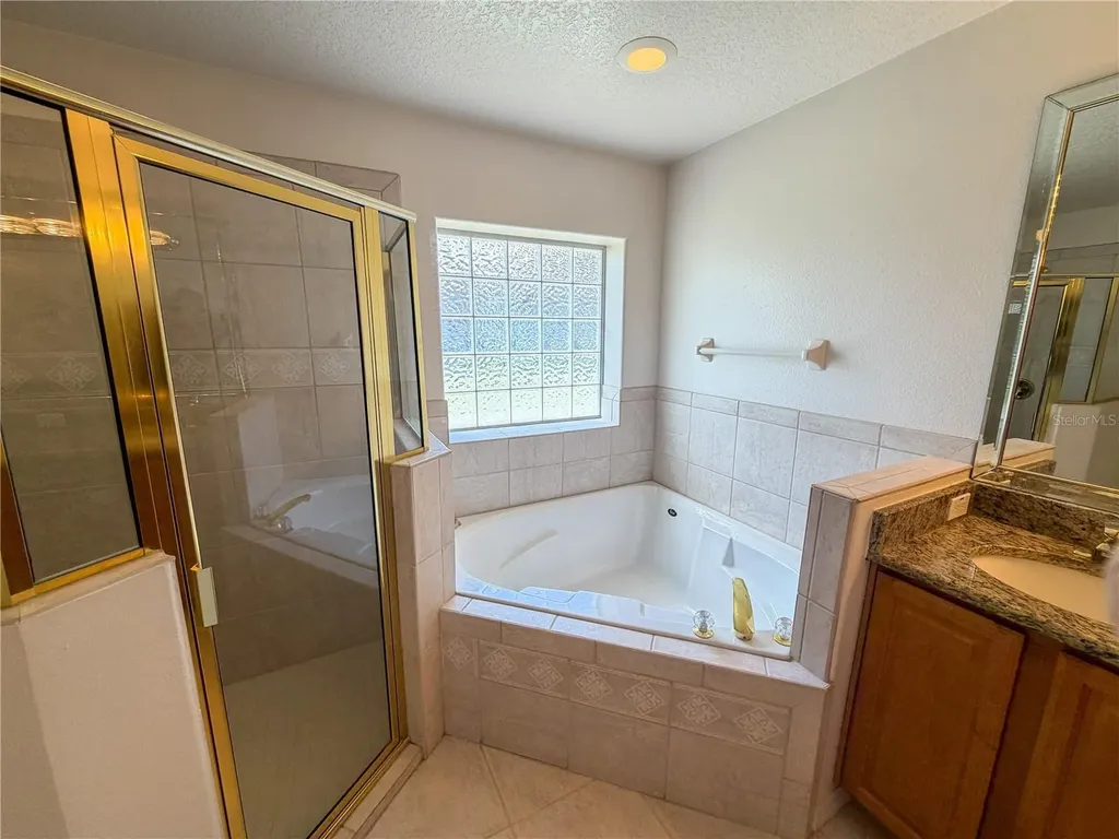 17638 Windy Pine Street Montverde FL 34756