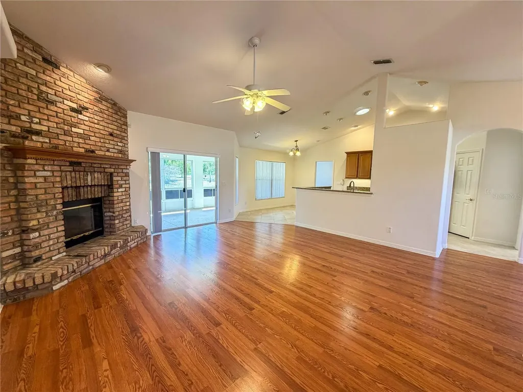 17638 Windy Pine Street Montverde FL 34756