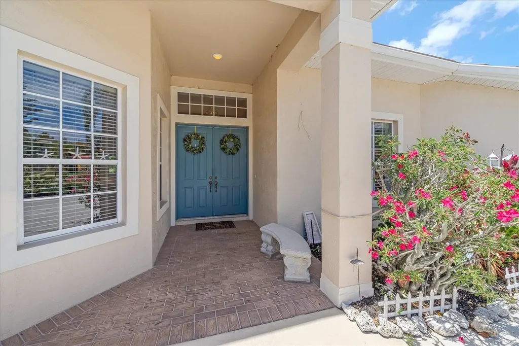 7220 Southgate Court Sarasota FL 34243