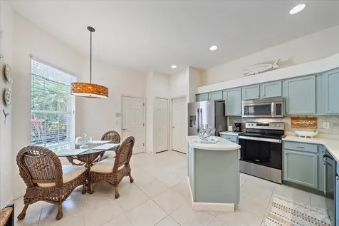 7220 Southgate Court Sarasota FL 34243