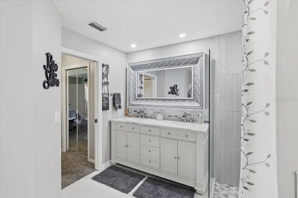 77 Forsythe Lane Palm Coast FL 32137
