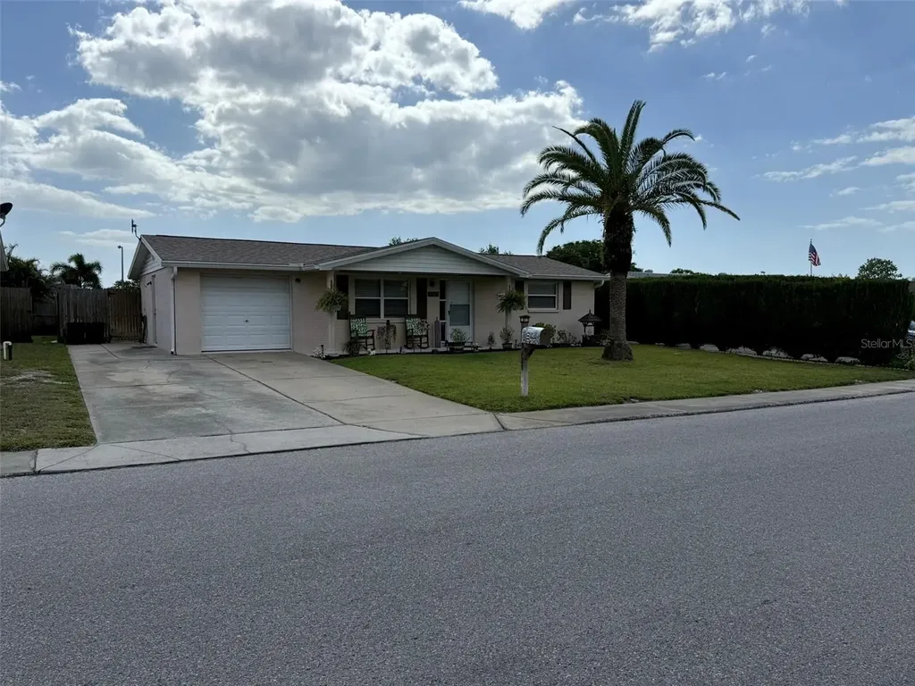 9721 Lake Chrise Lane Port Richey FL 34668