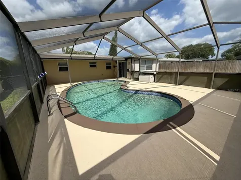9721 Lake Chrise Lane Port Richey FL 34668