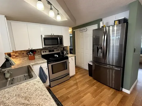 9721 Lake Chrise Lane Port Richey FL 34668