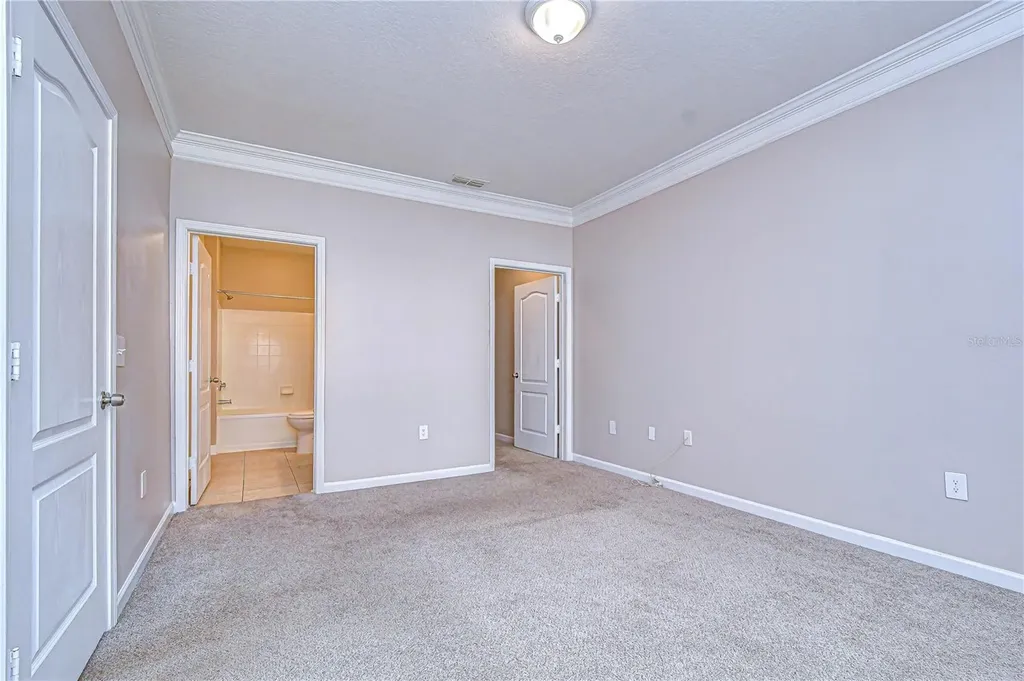 17942 Villa Creek Drive Tampa FL 33647