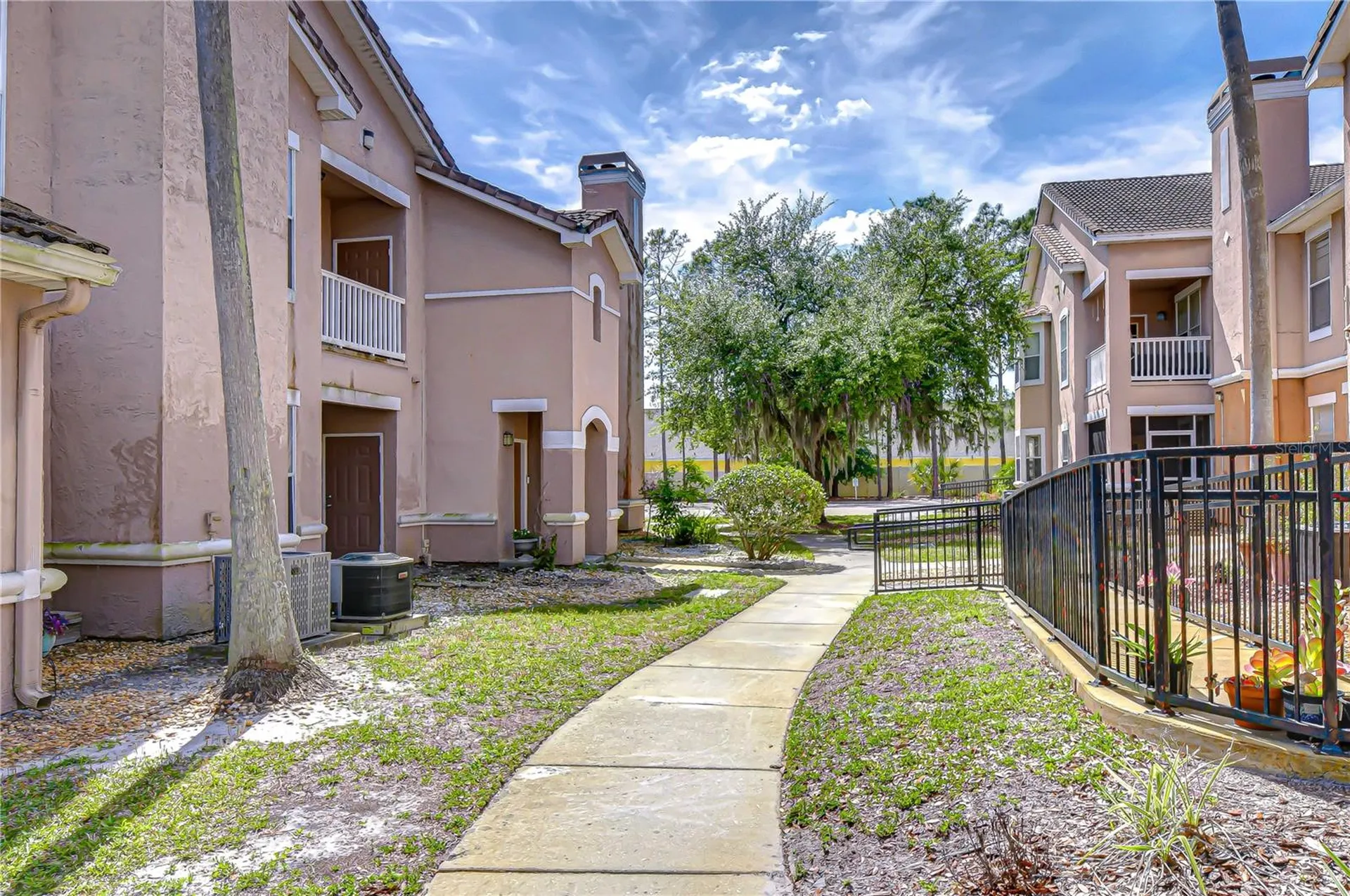 17942 Villa Creek Drive Tampa FL 33647