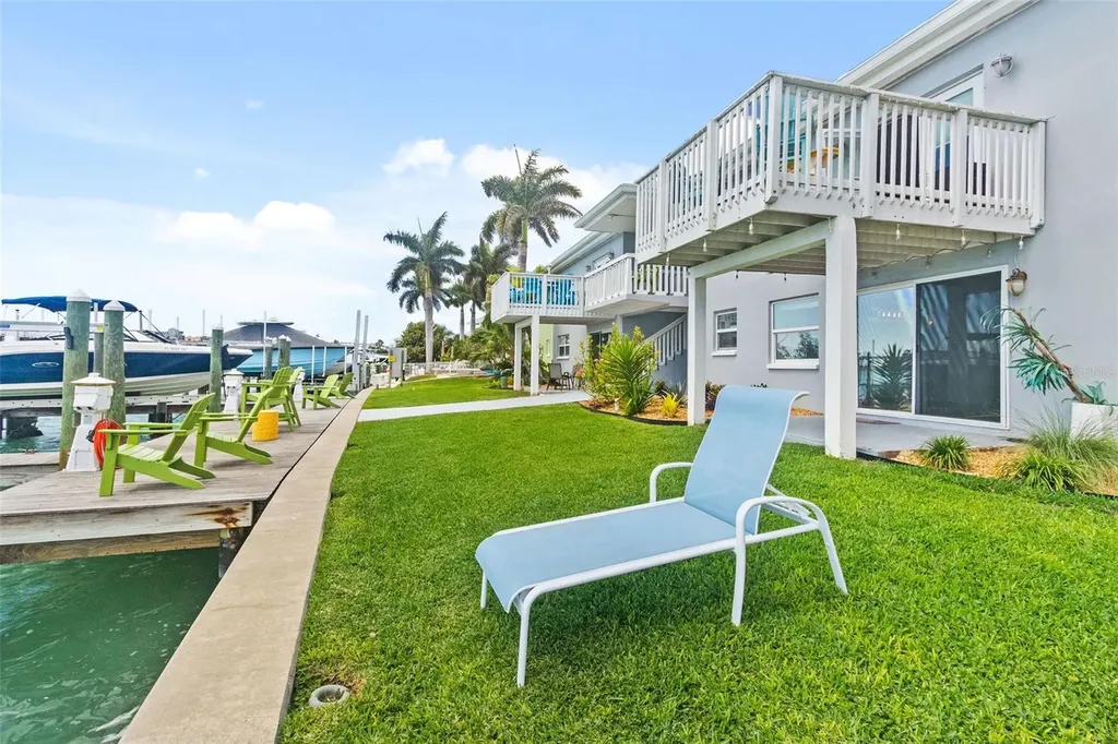 245 104th Avenue Treasure Island FL 33706